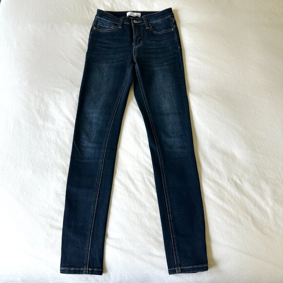 VERVET Slim Jeans - Picture 5 of 10